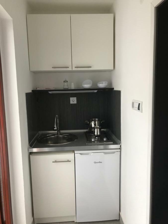 Apartman Lilium Apartamento Sarajevo Exterior foto